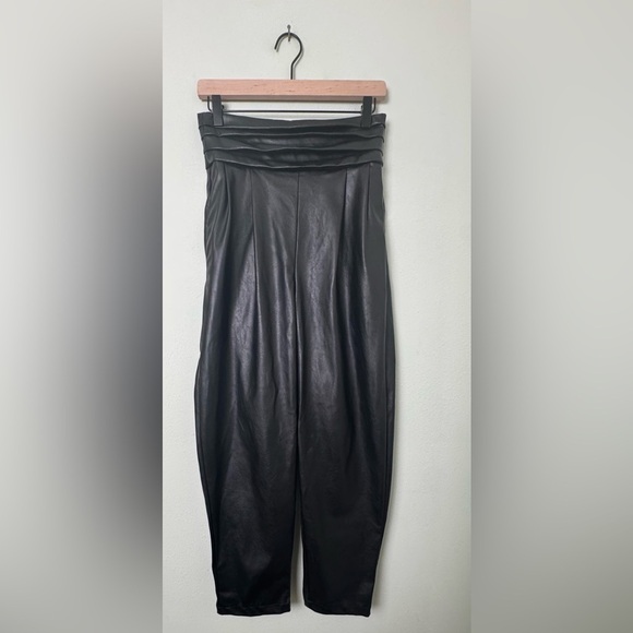 NONCHALANT LABEL Phoenix Vegan Leather Tuxedo
Pant in Black Size Medium - Picture 2 of 10